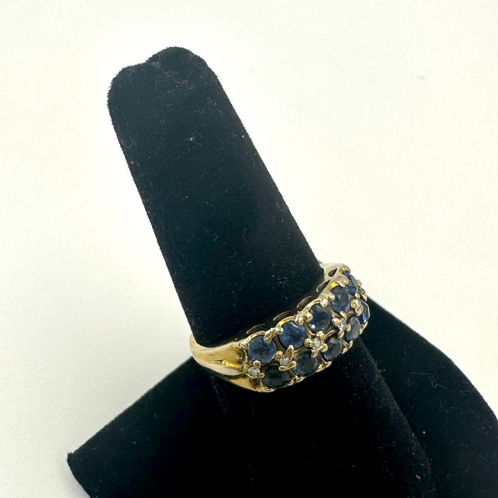 SOLD! 14k Yellow Gold Ring with 2 Rows of 5 Sapphires each & 6 Natural Diamonds - Picture 6 of 7